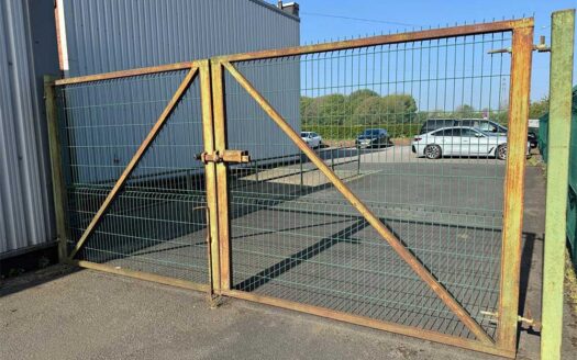 Storage Container to Let Unit R Rothwell Leeds