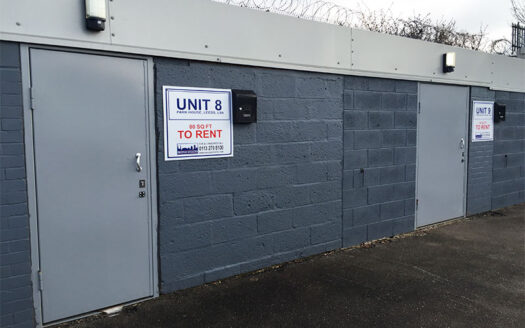 Lock Up to Let in Leeds. Unit 8 East End Park